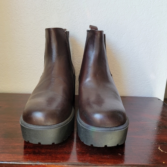 NEW UnLace Italian Leather Boots - Picture 3 of 6